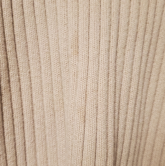 DKNY Jeans Ribbed Pull-Over Cream Sweater with 1/4 zip and High Neck - Medium - Picture 5 of 5